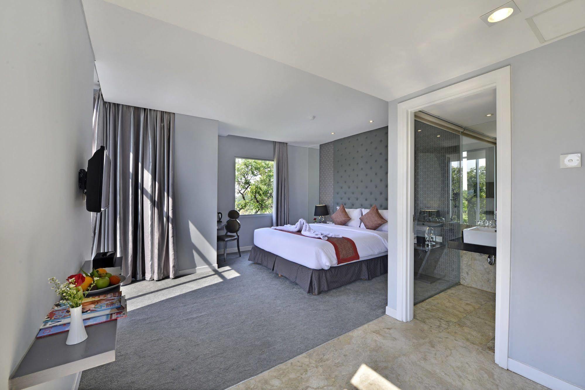 Serela Cihampelas By Kagum Hotels Bandung Exterior photo